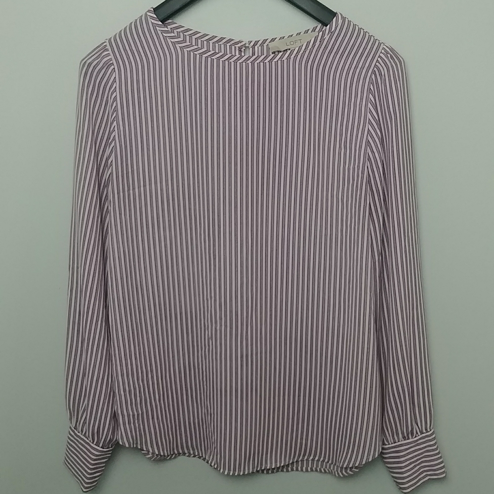 Loft Striped Long Sleeve Gray,White And Red Top Key Hole Closure With Button.